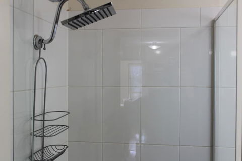 Australian Home Away At East Doncaster Andersons Creek 1 - Accommodation Sunshine Coast 5