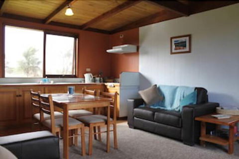 Flinders Island Cabin Park - Accommodation Sunshine Coast 3