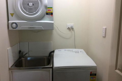 Tinaroo Sunset Retreat - Accommodation Sunshine Coast 2