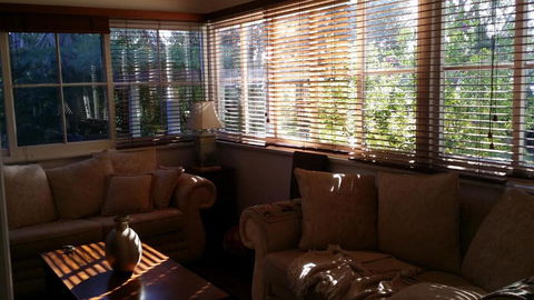 Wyreepi Caribbean Chalet - Accommodation Sunshine Coast 3