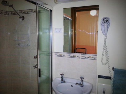 Sonbern Lodge Motel - Accommodation Sunshine Coast 1