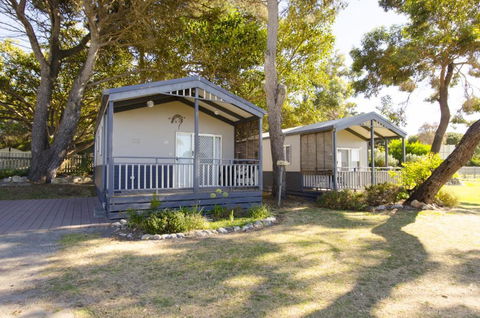 Lakeside Tourist Park - Accommodation Sunshine Coast 2