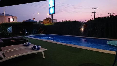 Adelong Motel - Accommodation Sunshine Coast 4