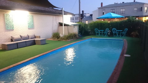 Adelong Motel - Accommodation Sunshine Coast 1
