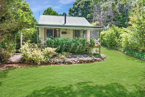 Bendles Cottages And Country Villas - Accommodation Sunshine Coast 2