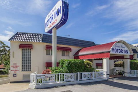 Earls Court Motor Inn - Accommodation Sunshine Coast 0