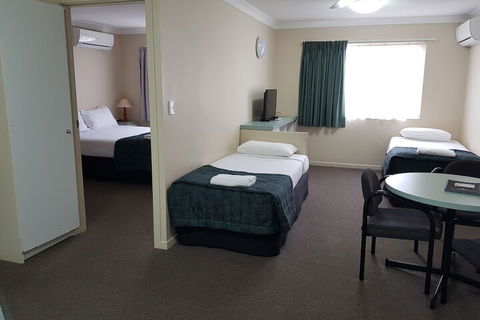 Earls Court Motor Inn - Accommodation Sunshine Coast 6