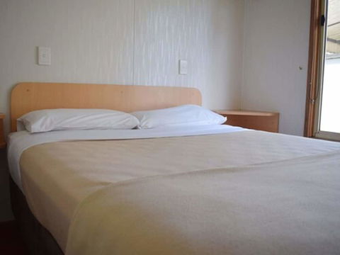 Cohuna Waterfront Holiday Park - Accommodation Sunshine Coast 3