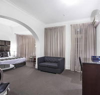Monte Pio Hotel  Conference Centre - Accommodation Sunshine Coast