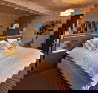 Lorne Hotel - Accommodation Sunshine Coast