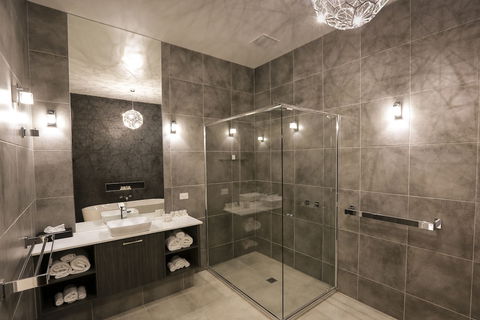 Indulge Apartments CBD - Accommodation Sunshine Coast 4