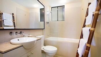Marine Boutique Apartments - Accommodation Sunshine Coast 3