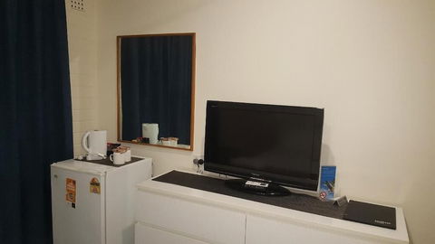 Lockleys Hotel - Accommodation Sunshine Coast 2