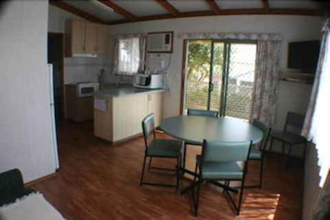 Sea Vu Caravan Park - Accommodation Sunshine Coast 3