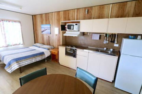 Sea Vu Caravan Park - Accommodation Sunshine Coast 0