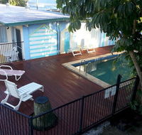 Sandy Court Holiday Units - Accommodation Sunshine Coast