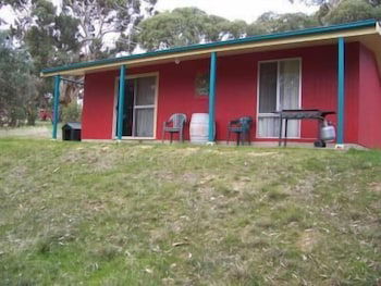 Clare Valley Cabins - Accommodation Sunshine Coast 0