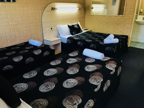 Shamrock Hotel Motel - Accommodation Sunshine Coast 5