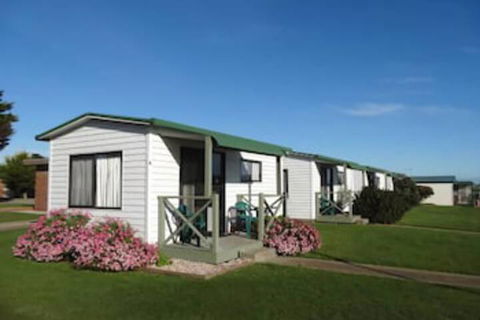 Bay View Holiday Village - Accommodation Sunshine Coast 1