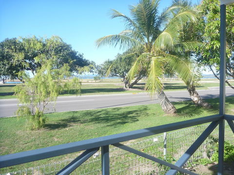Harbour Lights Tourist Park - Accommodation Sunshine Coast 0