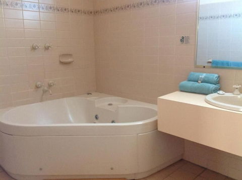 Philadelphia Motor Inn Echuca - Accommodation Sunshine Coast 2