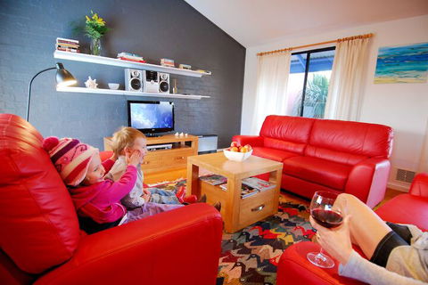Esperance Island View Apartments - Accommodation Sunshine Coast 2