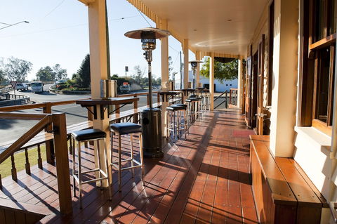 Central Motor Inn - Accommodation Sunshine Coast 6