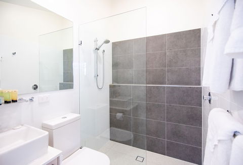 Longview Vineyard - Accommodation Sunshine Coast 2