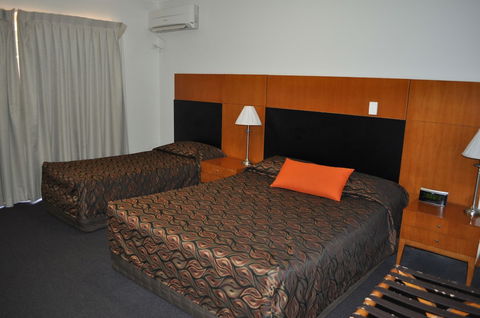 Sundowner Hotel Motel - Accommodation Sunshine Coast 4