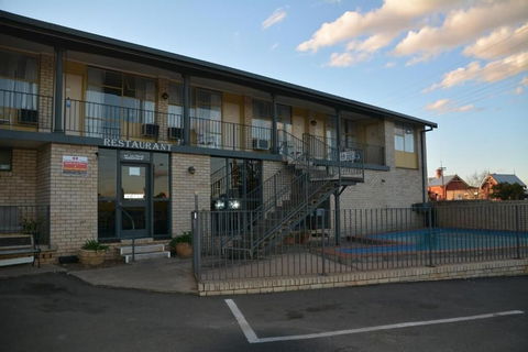 Adrian Motel - Accommodation Sunshine Coast 1