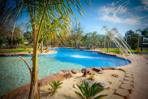 Tasman Holiday Parks - Merool On The Murray - Accommodation Sunshine Coast 1