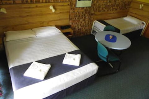 Surfside Resort Motel - Accommodation Sunshine Coast 4