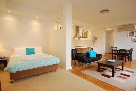 Courtyard Complex Bha - Accommodation Sunshine Coast 1