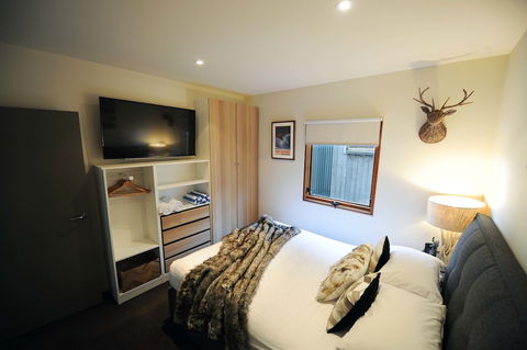 Frueauf Village - Accommodation Sunshine Coast 2