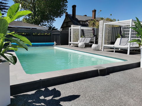 Townhouse Motor Inn - Accommodation Sunshine Coast 1