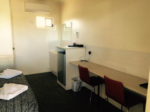 Park Avenue Hotel Motel - Accommodation Sunshine Coast 4