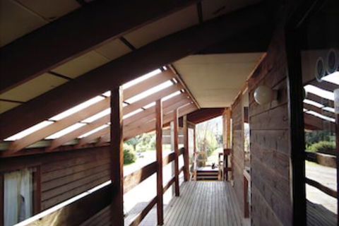 Merrijig Lodge - Accommodation Sunshine Coast 2