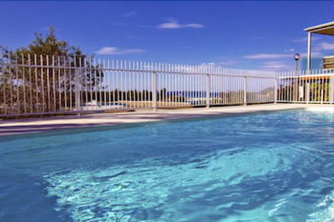 Anglesea Lodge - Accommodation Sunshine Coast 5