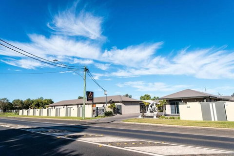 Athena Studio Units - Accommodation Sunshine Coast 1