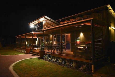 The Rocks Motel - Accommodation Sunshine Coast 0