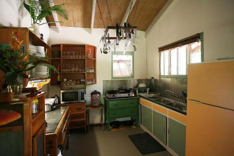Tropical Bliss Bed & Breakfast - Accommodation Sunshine Coast 5