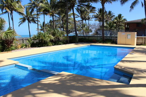 Sarina Beach Motel - Accommodation Sunshine Coast 5