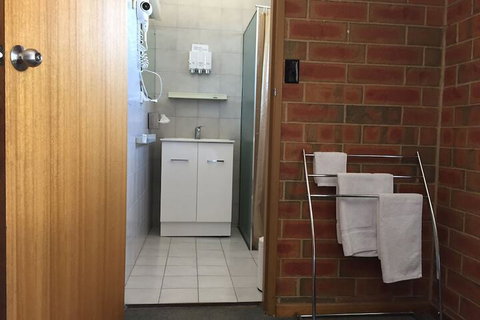 Pooraka Motor Inn - Accommodation Sunshine Coast 4