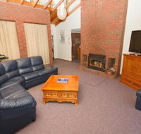 Derwent Retreat - Accommodation Sunshine Coast