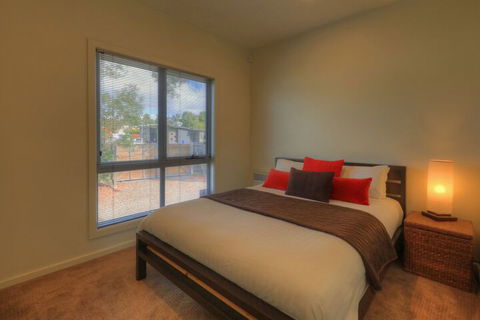 Fairwinds - Essentially Tas - Accommodation Sunshine Coast 1