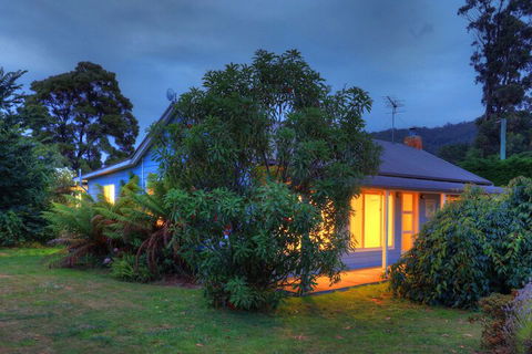 Fairwinds - Essentially Tas - Accommodation Sunshine Coast 5