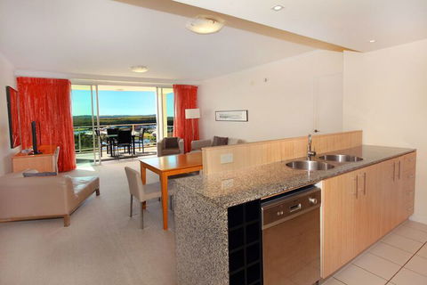 Pelican Waters Resort - Accommodation Sunshine Coast 7