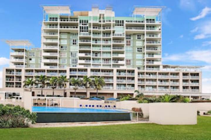 Pelican Waters QLD Accommodation Sunshine Coast