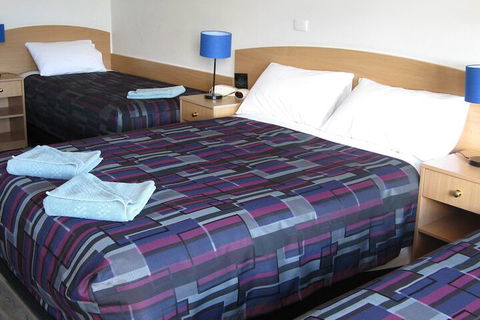 White Manor Motel - Accommodation Sunshine Coast 5