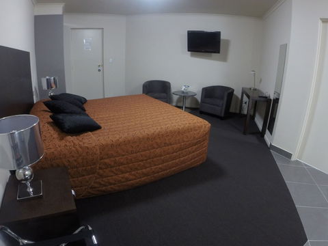 CluBarham Motel - Accommodation Sunshine Coast 2
